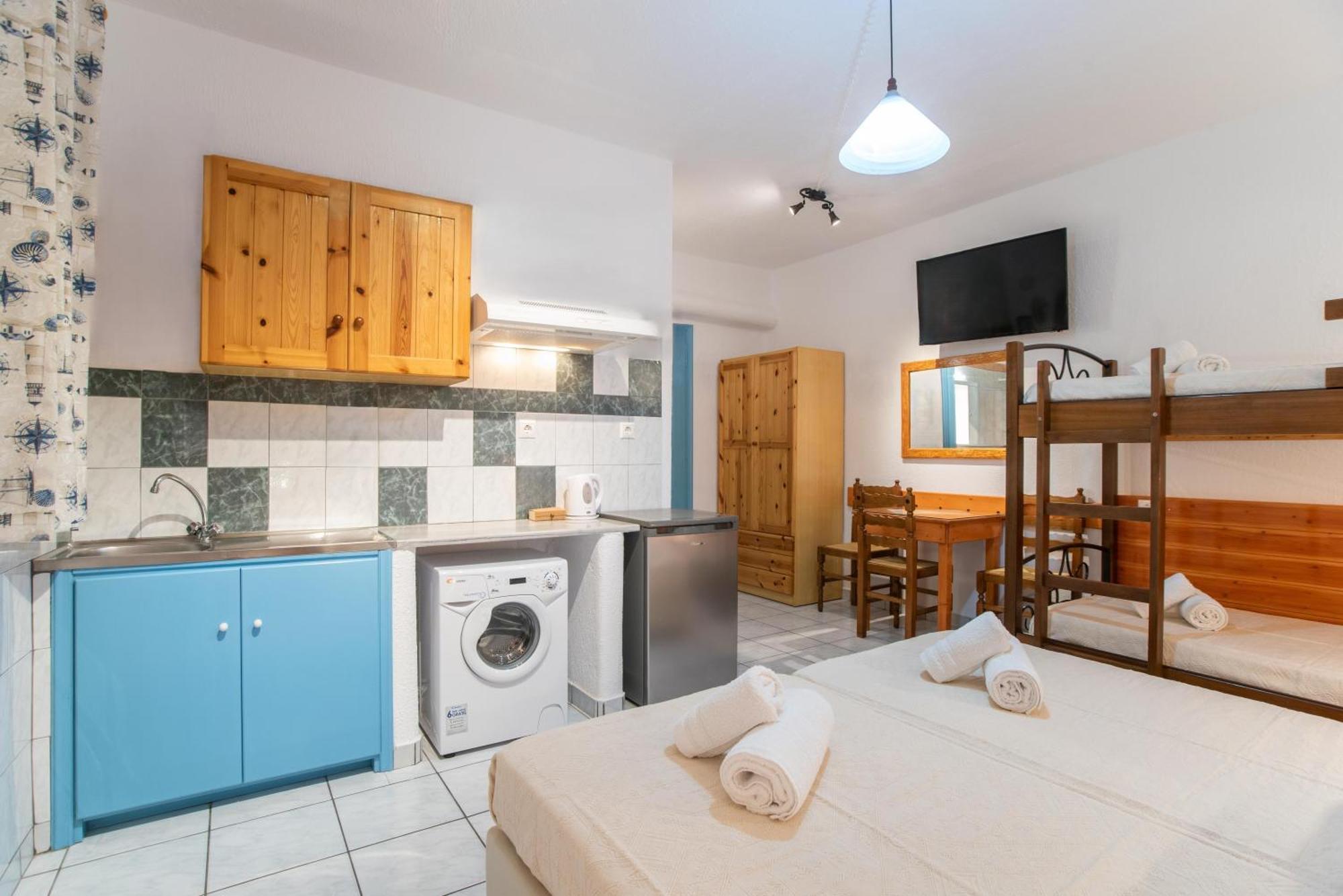 Apartment Kontaratos &