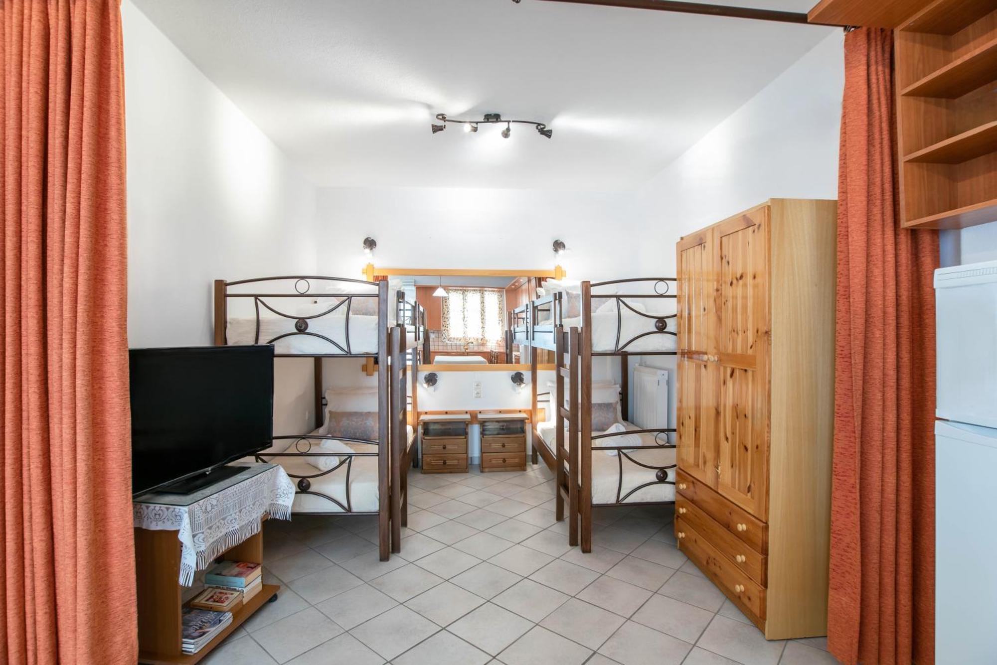 Appartement Kontaratos & *