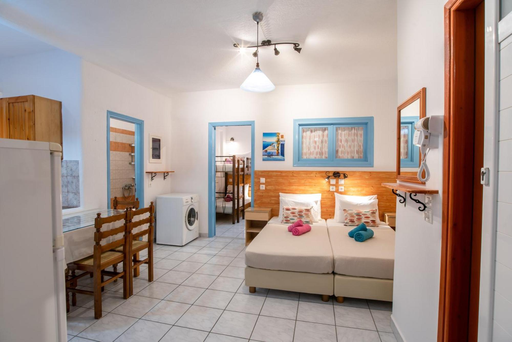 Apartment Kontaratos & *