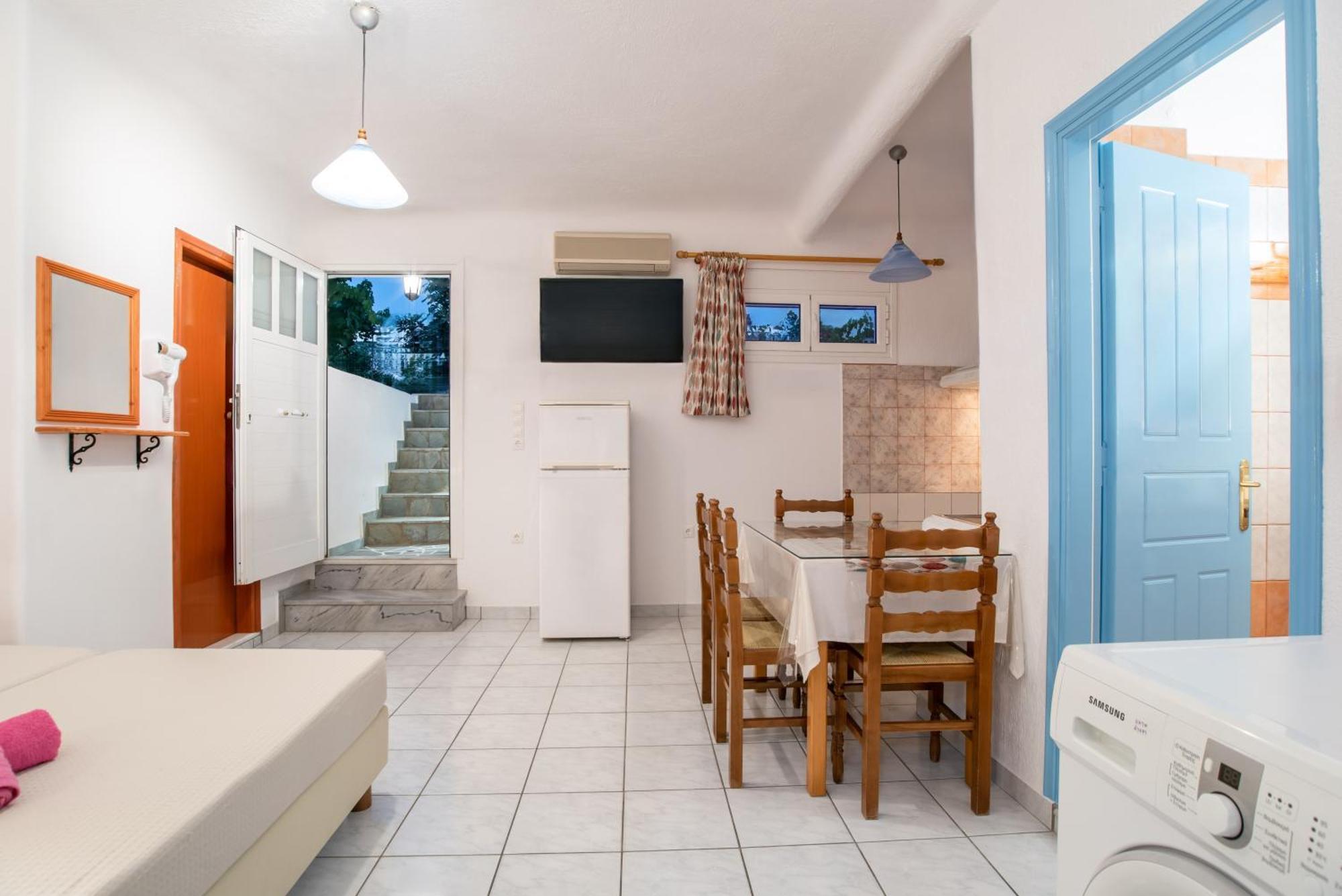 Apartment Kontaratos & Parikia (Paros)